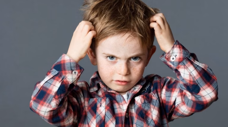 Temps d’écran chez l’enfant : risques réels ou panique injustifiée ?